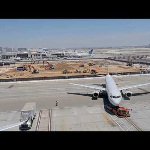 Live View of Los Angeles LAX Airport