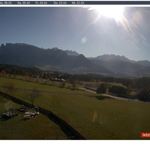 Klobenstein Ritten Live Webcam: Dolomite Peaks & Alpine Charm at 1320m