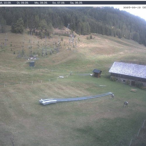 Innerkrems Webcam: Live Views of Austrian Alps & Adventure Park