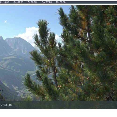 Col Raiser Live Webcam: Panoramic Dolomites Views 🏔️