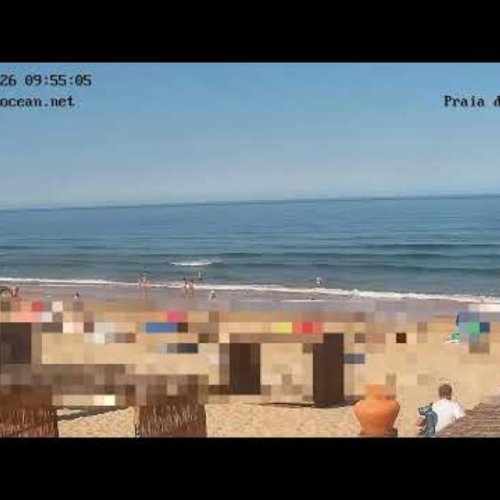 Praia do Infante Beach, Costa da Caparica Live View