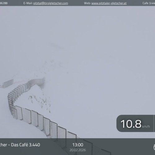 Pitztaler Gletscher Live Stream - Stunning Alpine Views