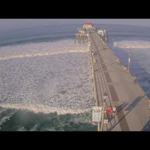 Huntington Beach Pier Live Cam: Surf City USA