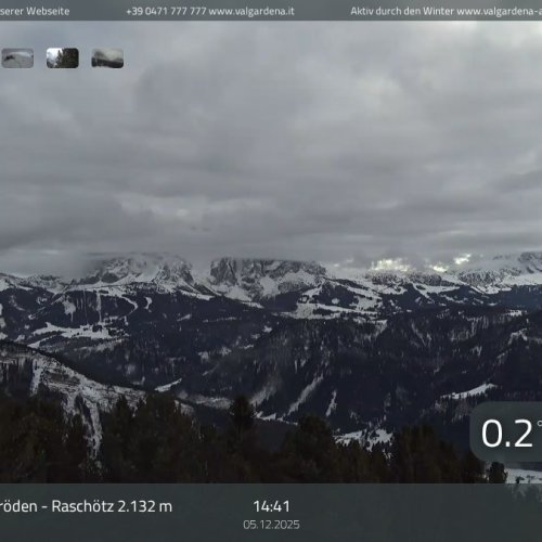 Live from Raschötz: Val Gardena Dolomites Webcam