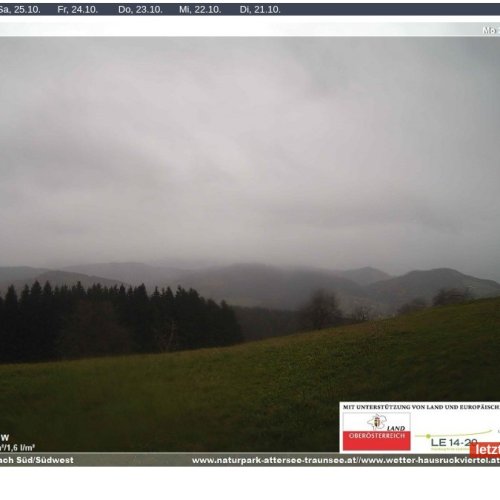 Weyregg Gahberg Sternwarte Live Webcam: Panoramic Attersee Views