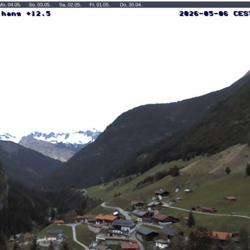 Experience Gramais from 1,320 Meters: A Live View of the Austrian Alps 🏔️