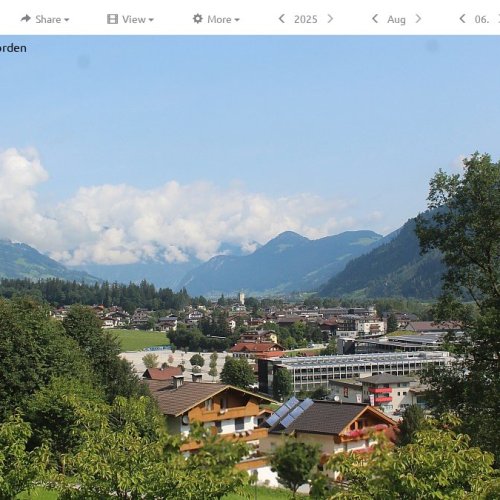 Kaltenbach Zillertal Live Webcam: Alpine Valley Views