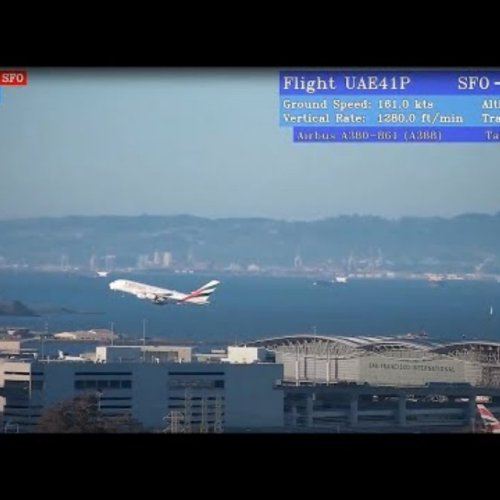 San Francisco International Airport Live: SFO Air Traffic & Bay Views