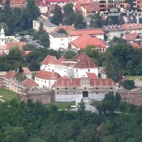 Brasov City Center Live Webcam: Historic Views of Romania