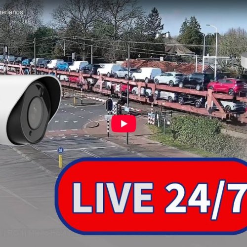Live Rail Crossing Webcam in Helmond, Netherlands