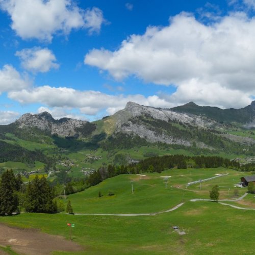 Experience The Charm Of Le Grand-Bornand La Taverne