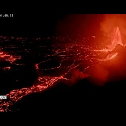 Live Kīlauea Volcano Webcam, West Halemaʻumaʻu Crater, Hawaii