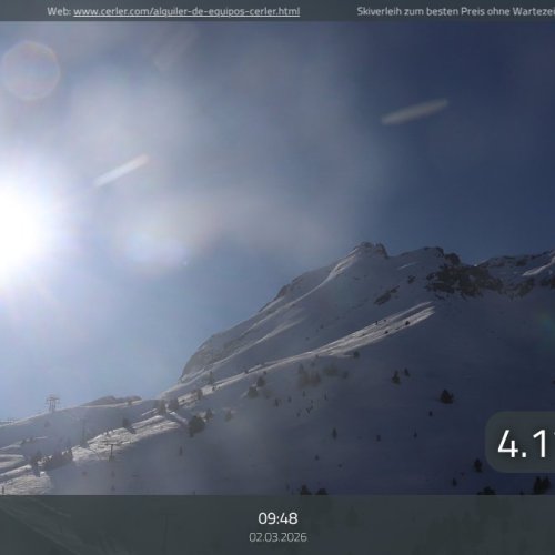Cerler Ampriu Live HD Webcam: Pyrenees Mountain Views