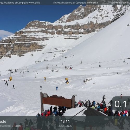 Madonna di Campiglio Grostè: Live Skiing & Mountain Views