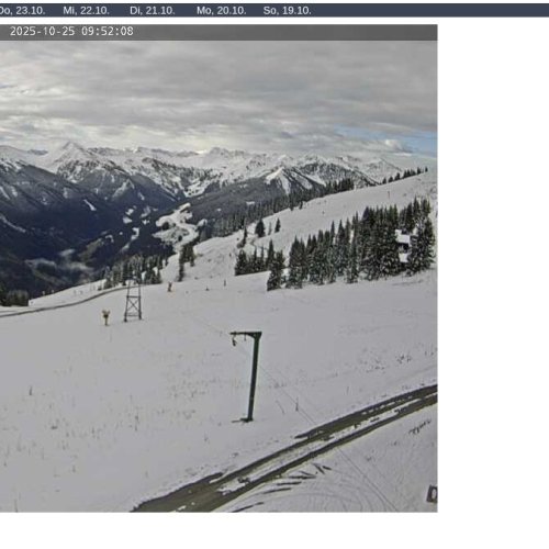 Berghotel Seidl-Alm Live Webcam: Panoramic Alpine Views in Saalbach, Austria