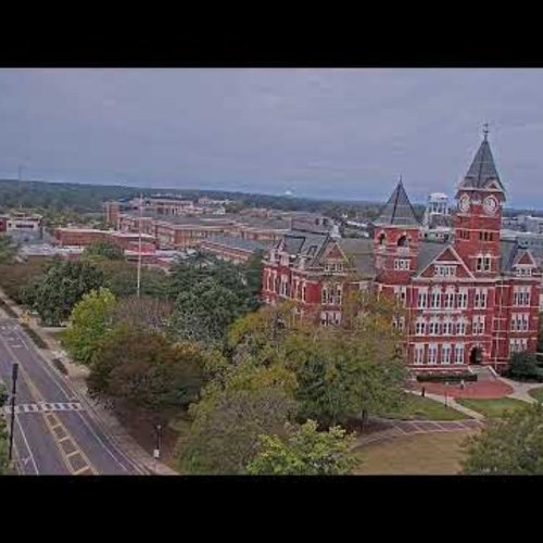 Live View of Samford Hall at Auburn University, Alabama