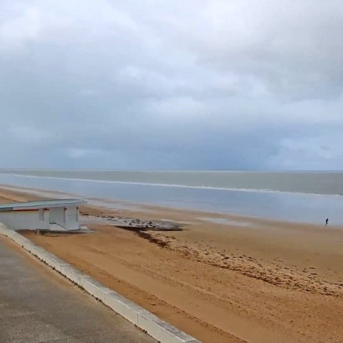 Notre Dame de Monts Beach Live