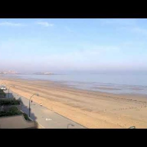Saint-Malo Beach & Emerald Coast Live View