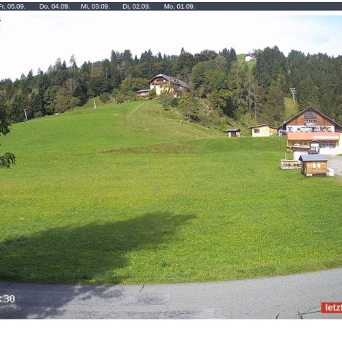 Kötschach-Mauthen Übungshang Live Webcam: Alpine Views at 700m
