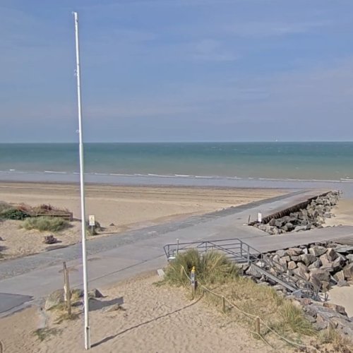 Gouville-sur-Mer Beach Live View