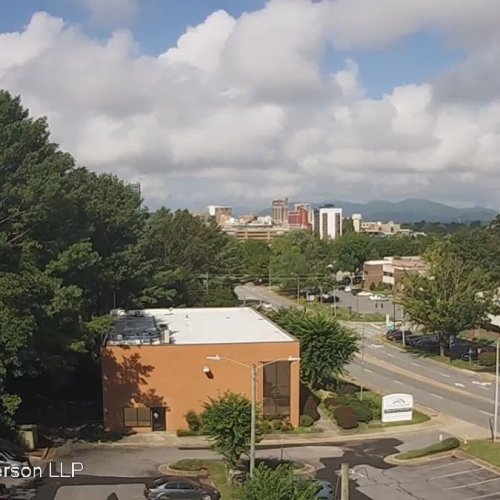 Asheville, North Carolina Live: Cityscape & Blue Ridge Mountain Views