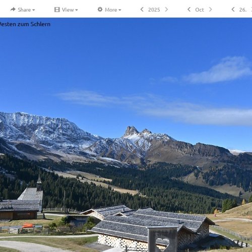 Zallinger Seiser Alm Live: Dolomites & Schlern Mountain Webcam