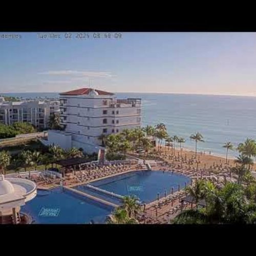 Grand Residences Riviera Cancun Live Beach & Resort Webcam