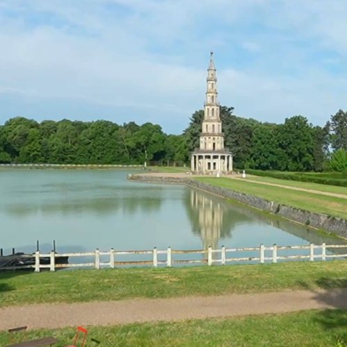 Discover the Charm of Amboise: La Pagode de Chanteloup 🌳