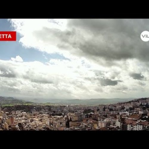 Caltanissetta Live Webcam: Sicily's Panoramic Heart