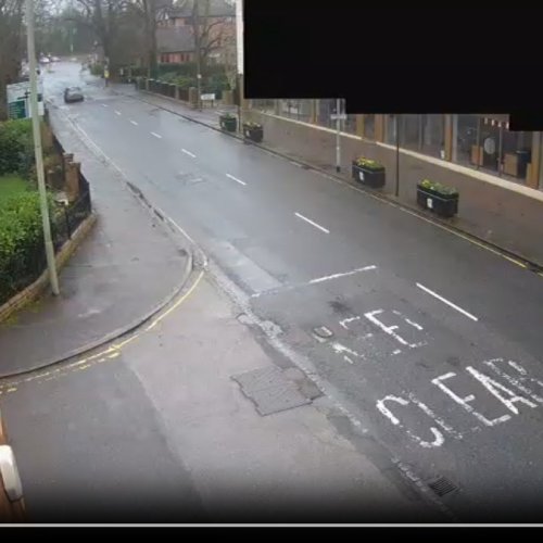 Farnham Street Live Camera: Daily Life & Local Charm 🇬🇧