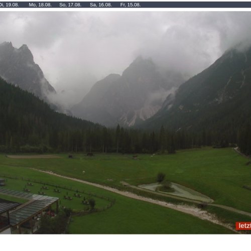 Dolomites Live Webcam: Sexten Valley & Dolomitenhof Views
