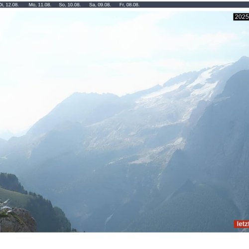 Marmolada and Lago Fedaia Live Webcam