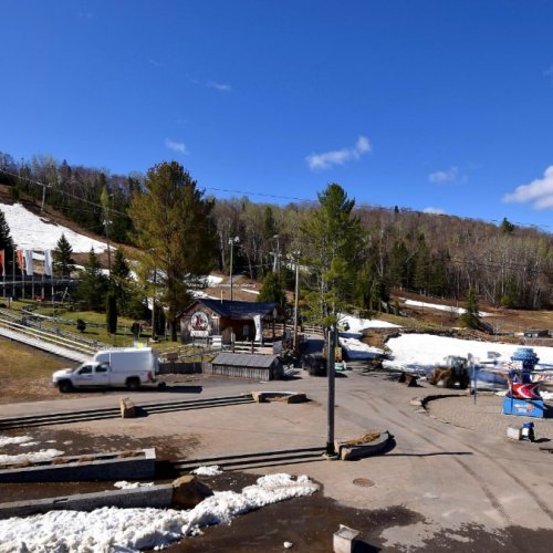 Sommet Saint-Sauveur Parc F.U.N. Live Cam