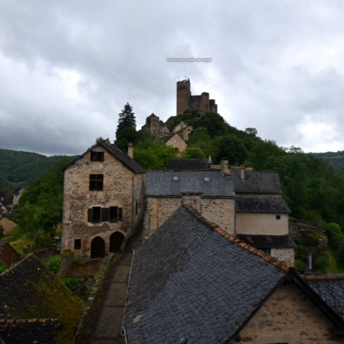 Najac Village Webcam - Live View of Medieval Charm
