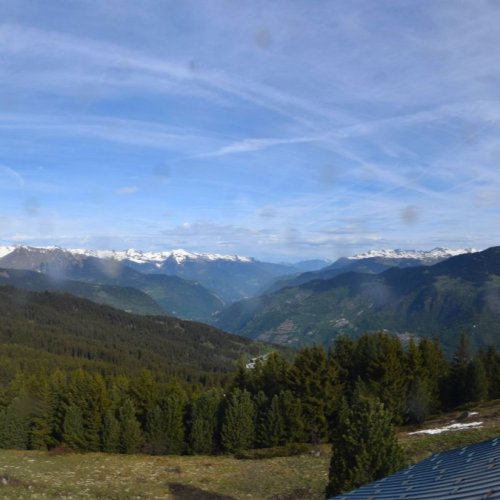 Courchevel La Tania Bouc Blanc: A Serene Alpine View