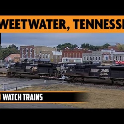 Downtown Depot Railfan: Live Train Action in Sweetwater, Tennessee 🚂