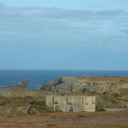 La Pointe des Poulains Live Webcam: Sauzon Coastal View