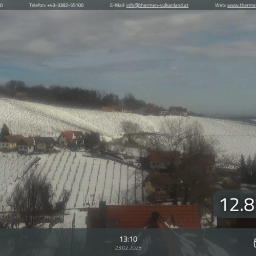 Klöchberg Live Webcam: Snowy Vineyards in Austria's Thermenland