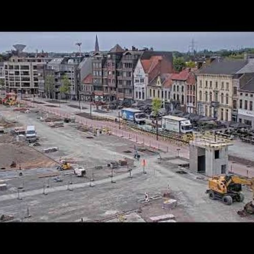 Sint-Niklaas Grote Markt Live Webcam: Belgium City Center View