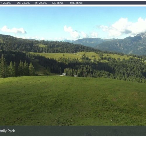 Live Webcam: Dachstein West Family Park in Russbach, Austria