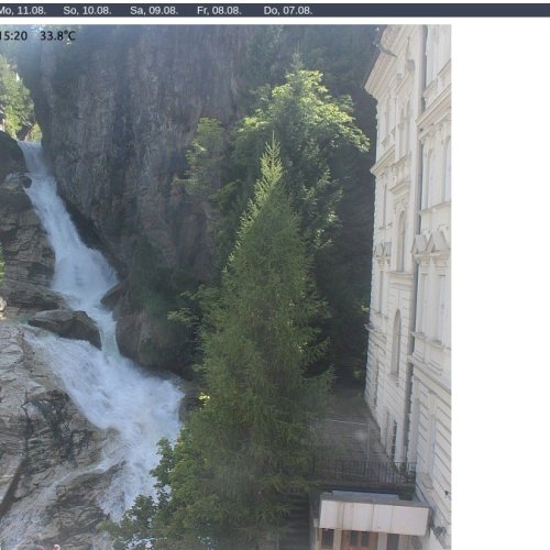 Bad Gastein Waterfall Webcam: Live Alpine Views 🏞️