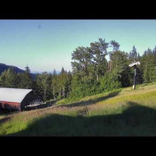 Schweitzer Outback Lodge & Chairlift Live View