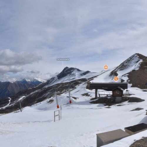 Les Orres Poustele - A Snowy Mountain Retreat