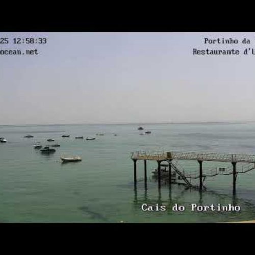 Portinho da Arrábida Live Webcam: Coastal Beauty in Setúbal, Portugal