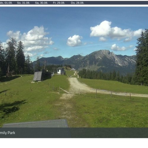 Dachstein West Family Park Live: Russbach Mountain Webcam