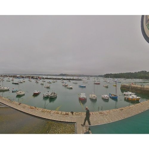 Douarnenez Port Live Camera: Brittany's Fishing Harbor View