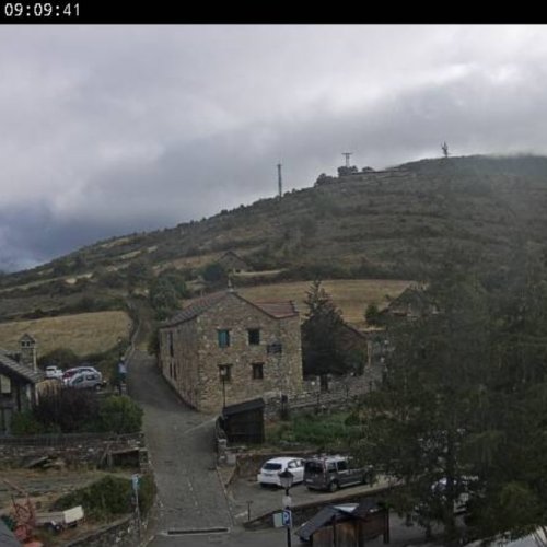 Aísa Norte Live Camera: Huesca Mountain Village & Weather View