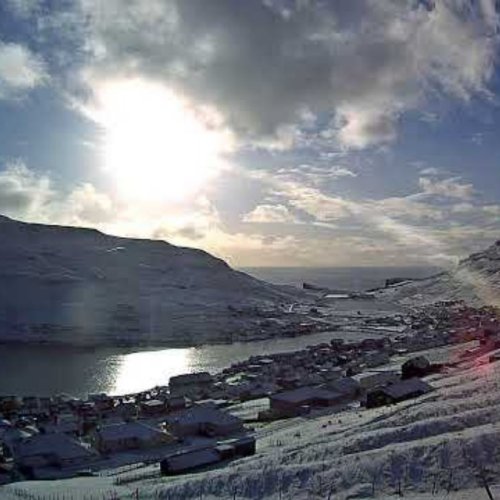 Vágur Town Live Webcam: Faroe Islands Coastal Views