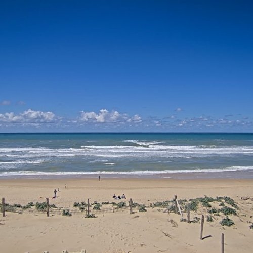 Le Porge Beach Live Cam