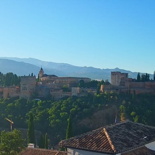 Granada Live Webcam: Alhambra & Sierra Nevada Views